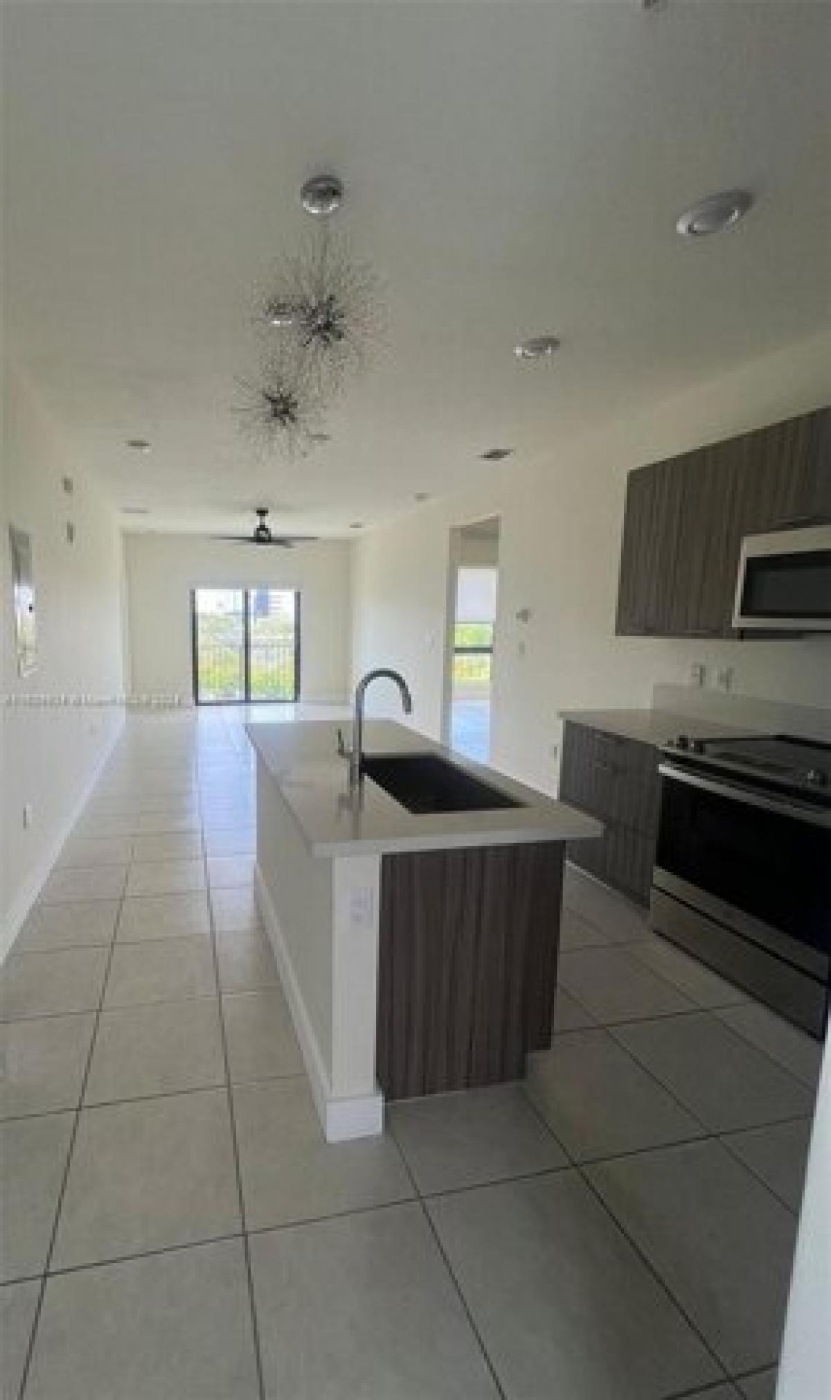 Picture of Home For Rent in Doral, Florida, United States
