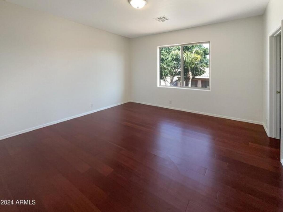 Picture of Home For Sale in Chandler, Arizona, United States