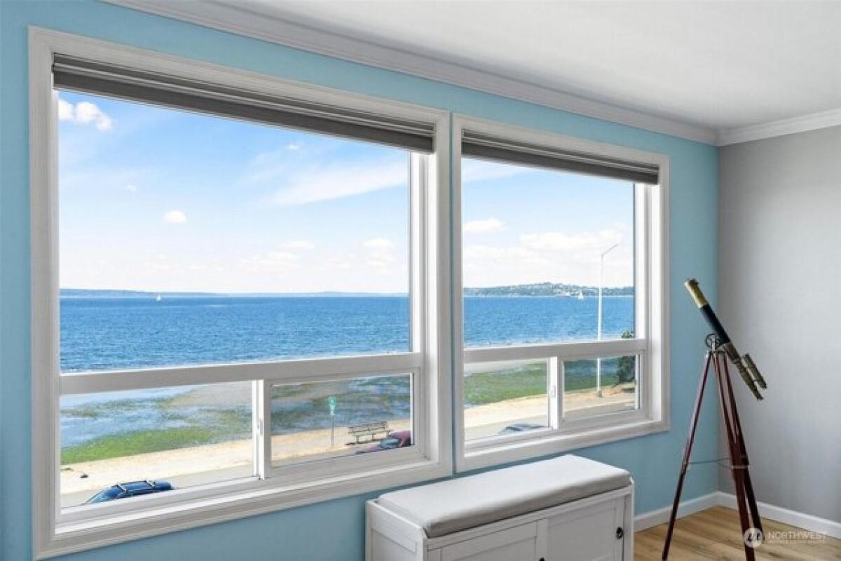 Picture of Home For Sale in Seattle, Washington, United States