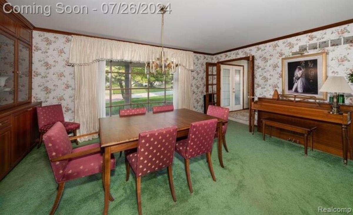 Picture of Home For Sale in Rochester Hills, Michigan, United States