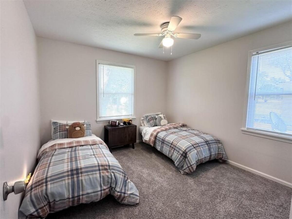 Picture of Home For Sale in Bowling Green, Kentucky, United States