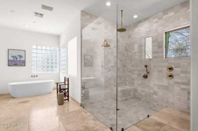 Home For Sale in Cave Creek, Arizona