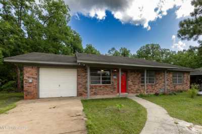 Home For Sale in Gulfport, Mississippi