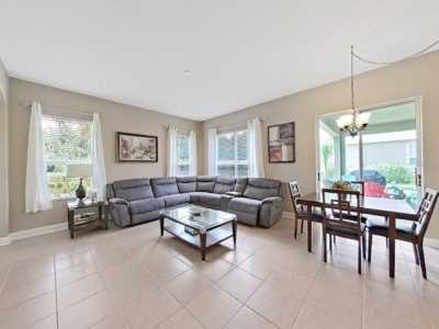 Home For Sale in Wesley Chapel, Florida
