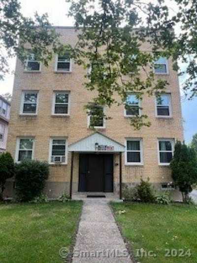 Home For Sale in Hartford, Connecticut