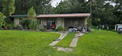 Home For Sale in Dade City, Florida