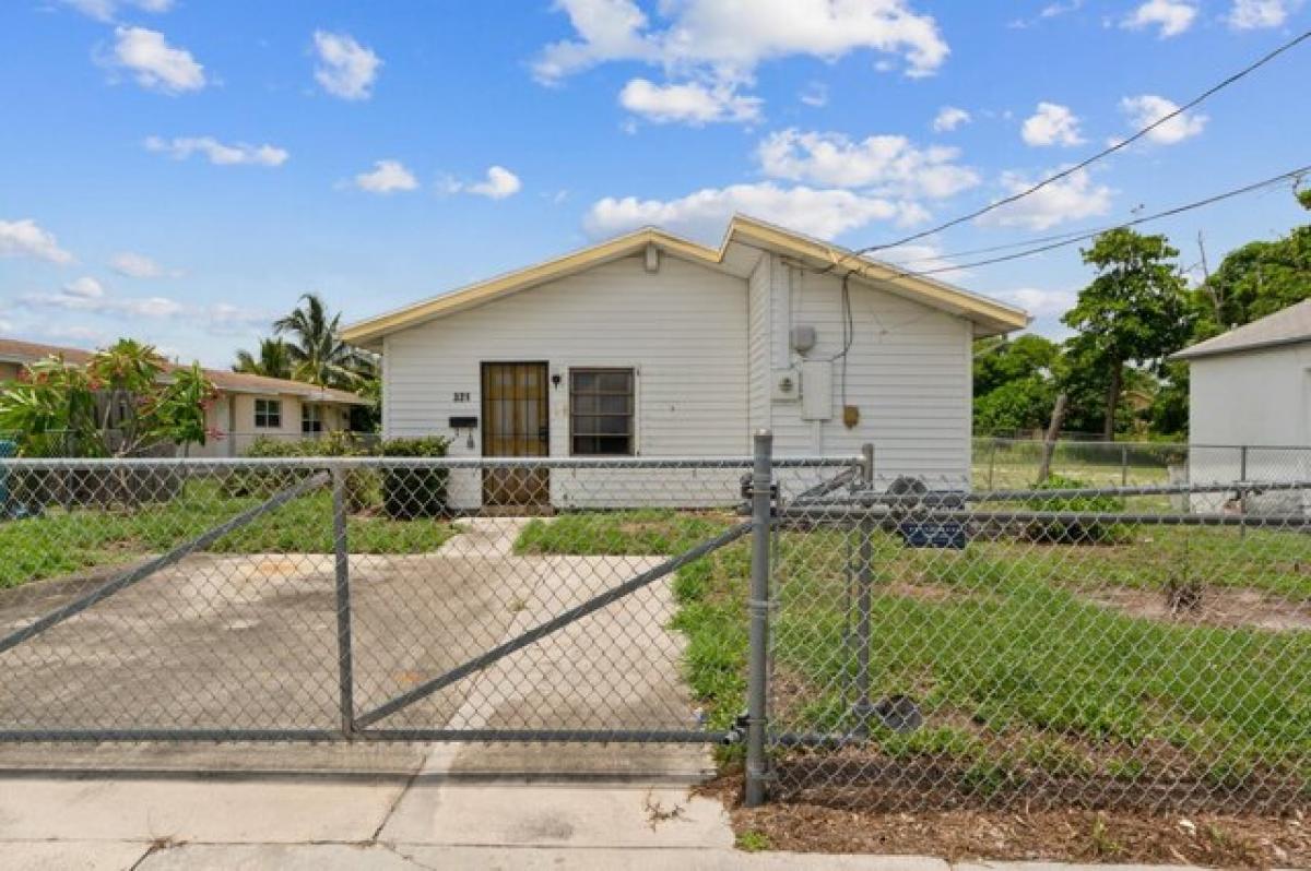 Picture of Home For Sale in Boynton Beach, Florida, United States