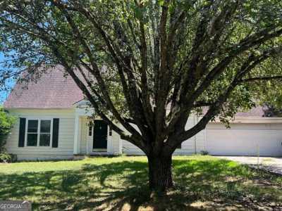 Home For Sale in Hampton, Georgia