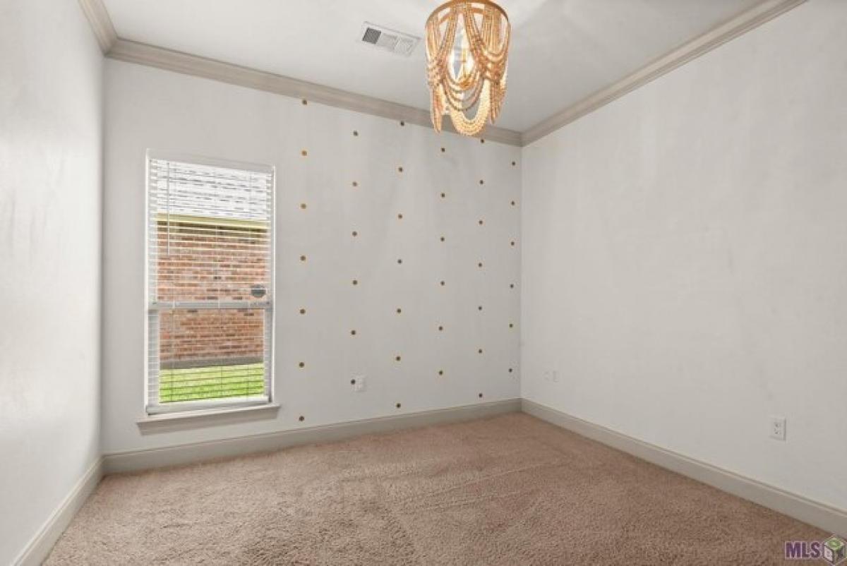 Picture of Home For Sale in Gonzales, Louisiana, United States