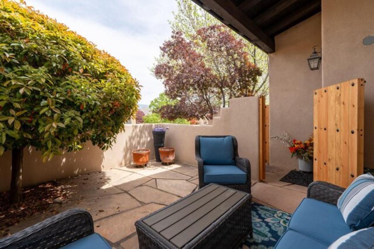 Picture of Home For Sale in Albuquerque, New Mexico, United States