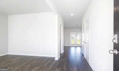 Home For Sale in Hoschton, Georgia