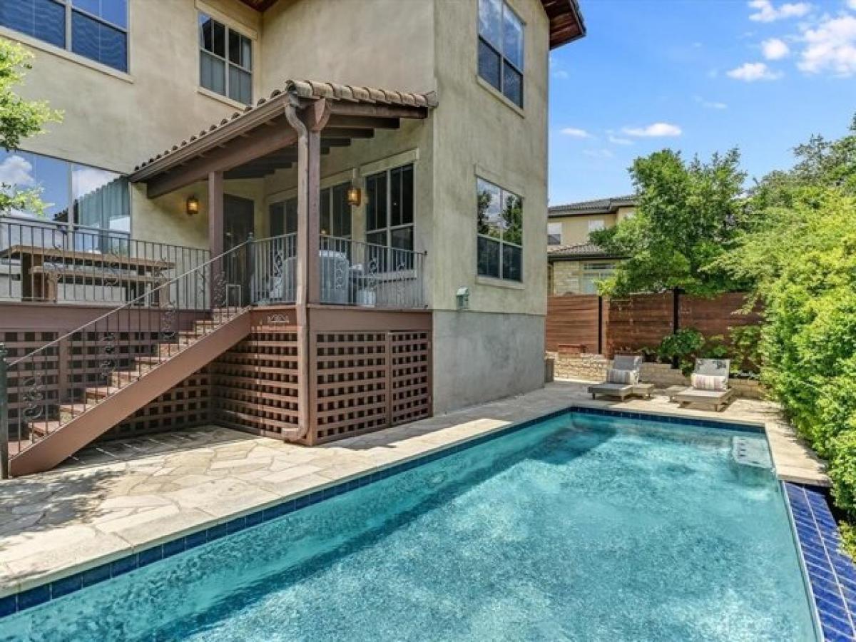 Picture of Home For Rent in The Hills, Texas, United States