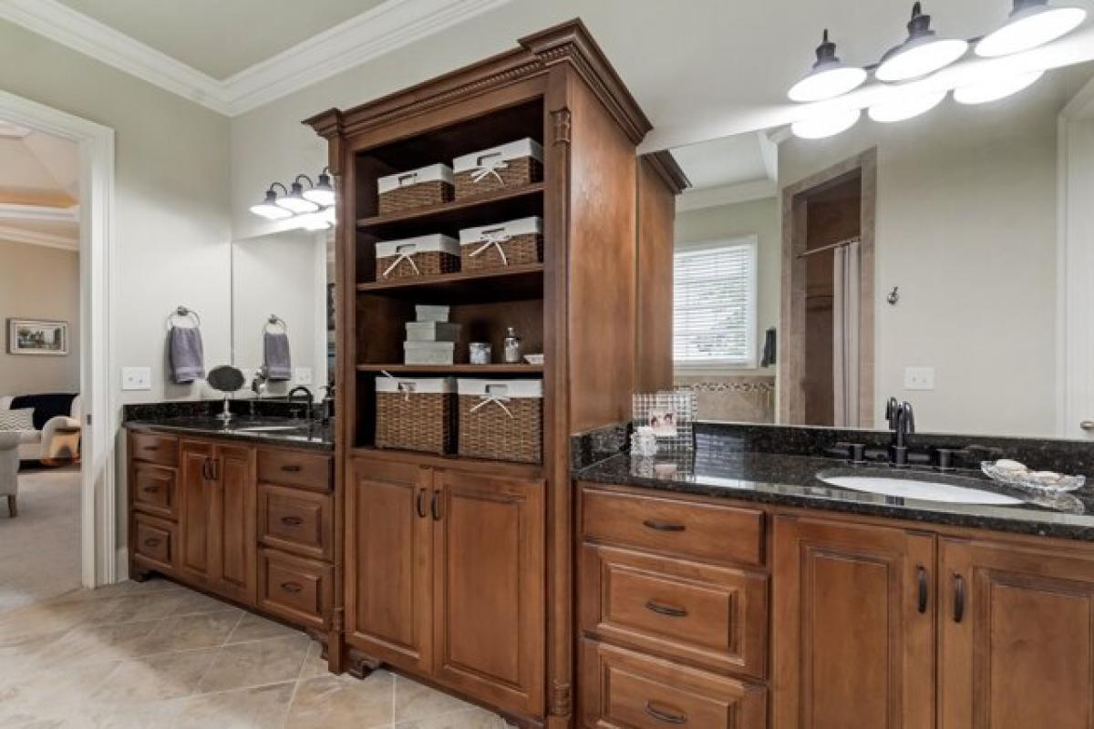 Picture of Home For Sale in Nolensville, Tennessee, United States