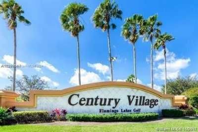 Home For Rent in Pembroke Pines, Florida