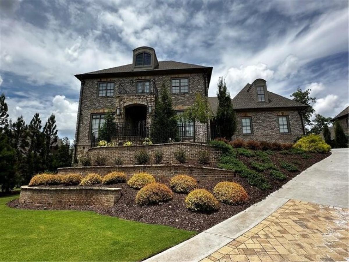 Picture of Home For Sale in Sandy Springs, Georgia, United States