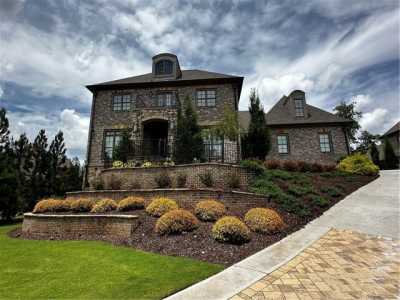 Home For Sale in Sandy Springs, Georgia