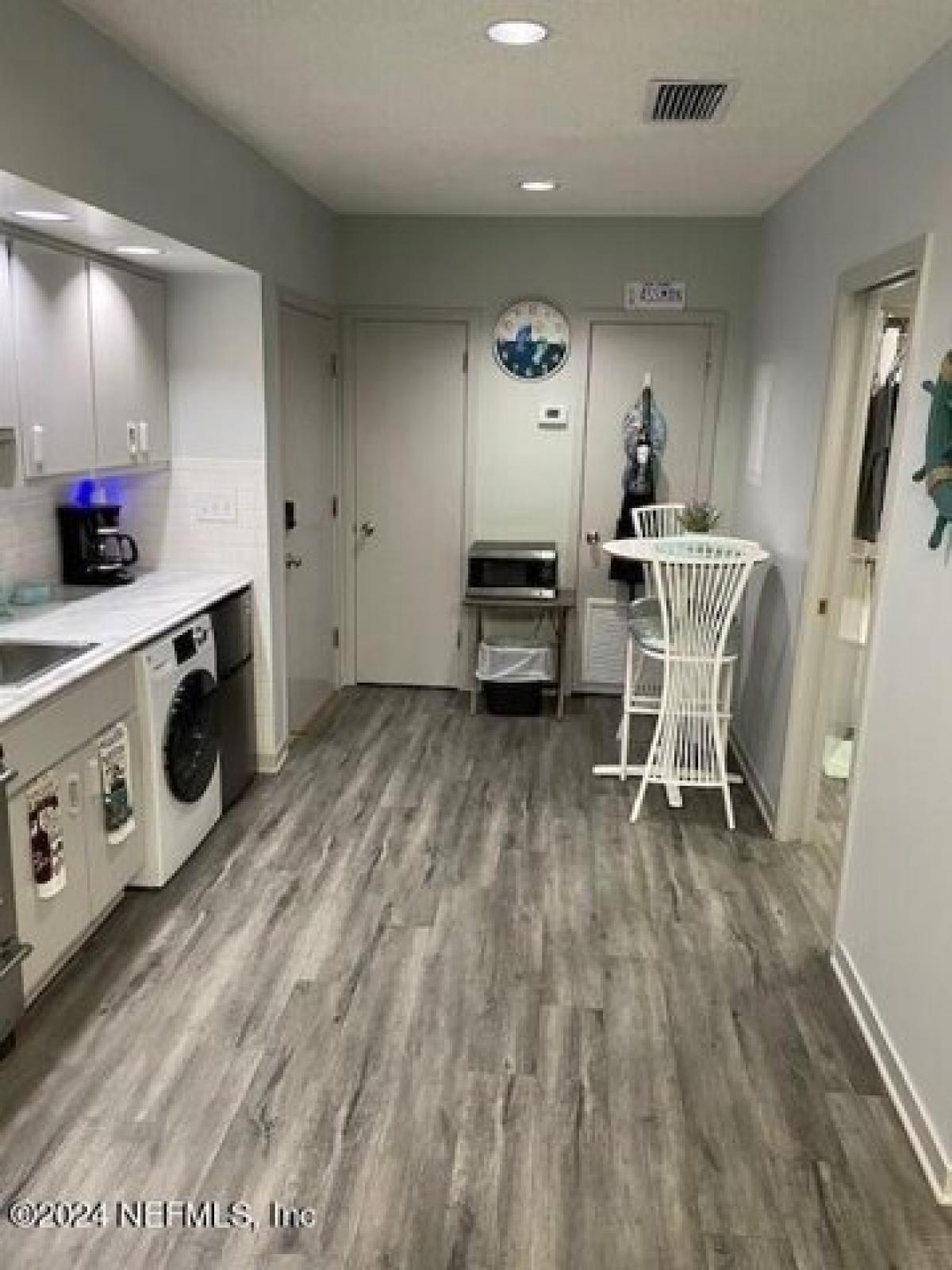 Picture of Home For Sale in Middleburg, Florida, United States