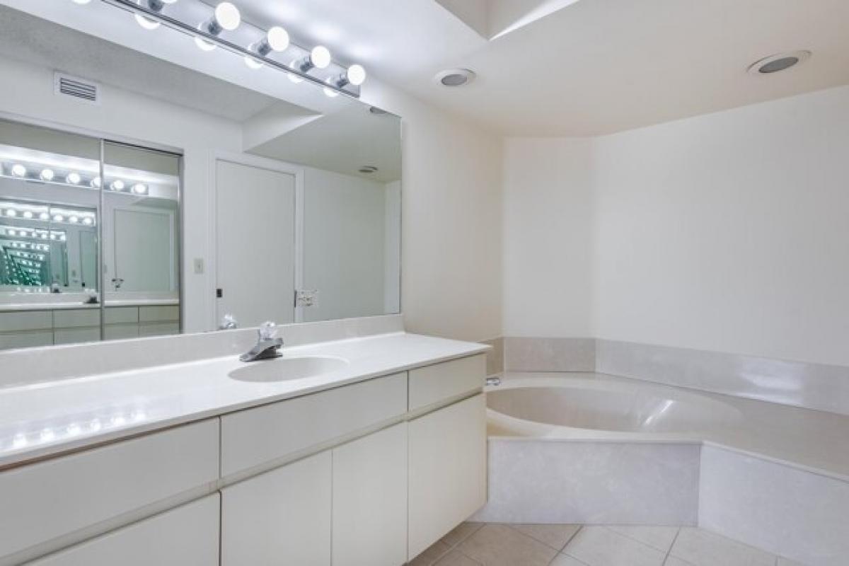 Picture of Home For Sale in Delray Beach, Florida, United States