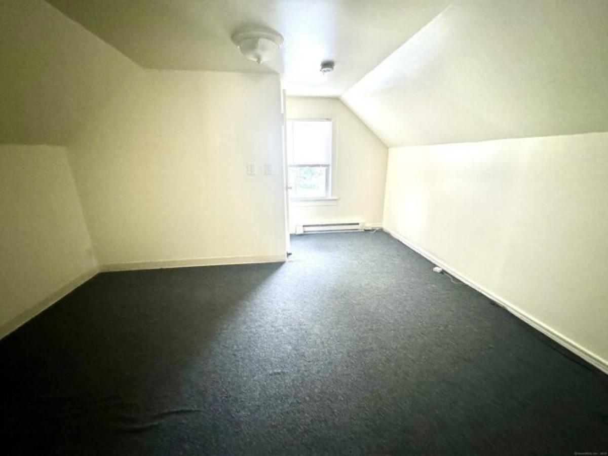 Picture of Home For Rent in Norwalk, Connecticut, United States