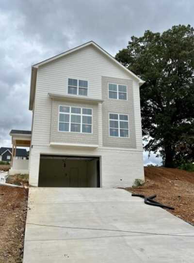 Home For Sale in Harrison, Tennessee