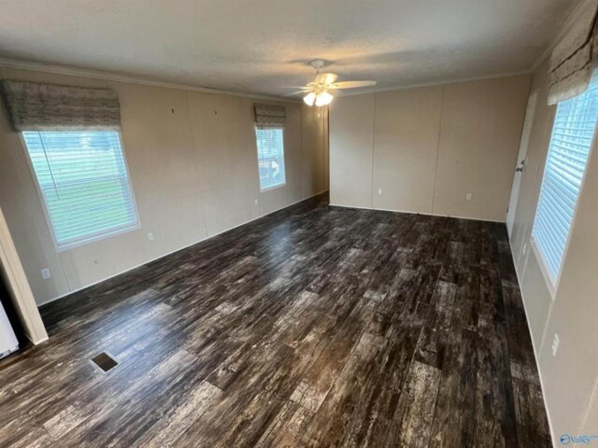 Picture of Home For Sale in Athens, Alabama, United States