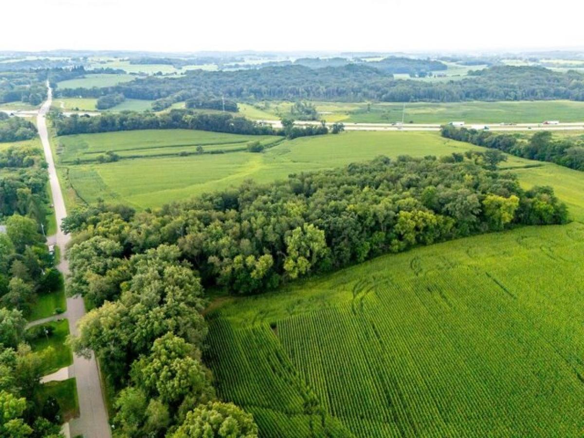 Picture of Residential Land For Sale in Cottage Grove, Wisconsin, United States