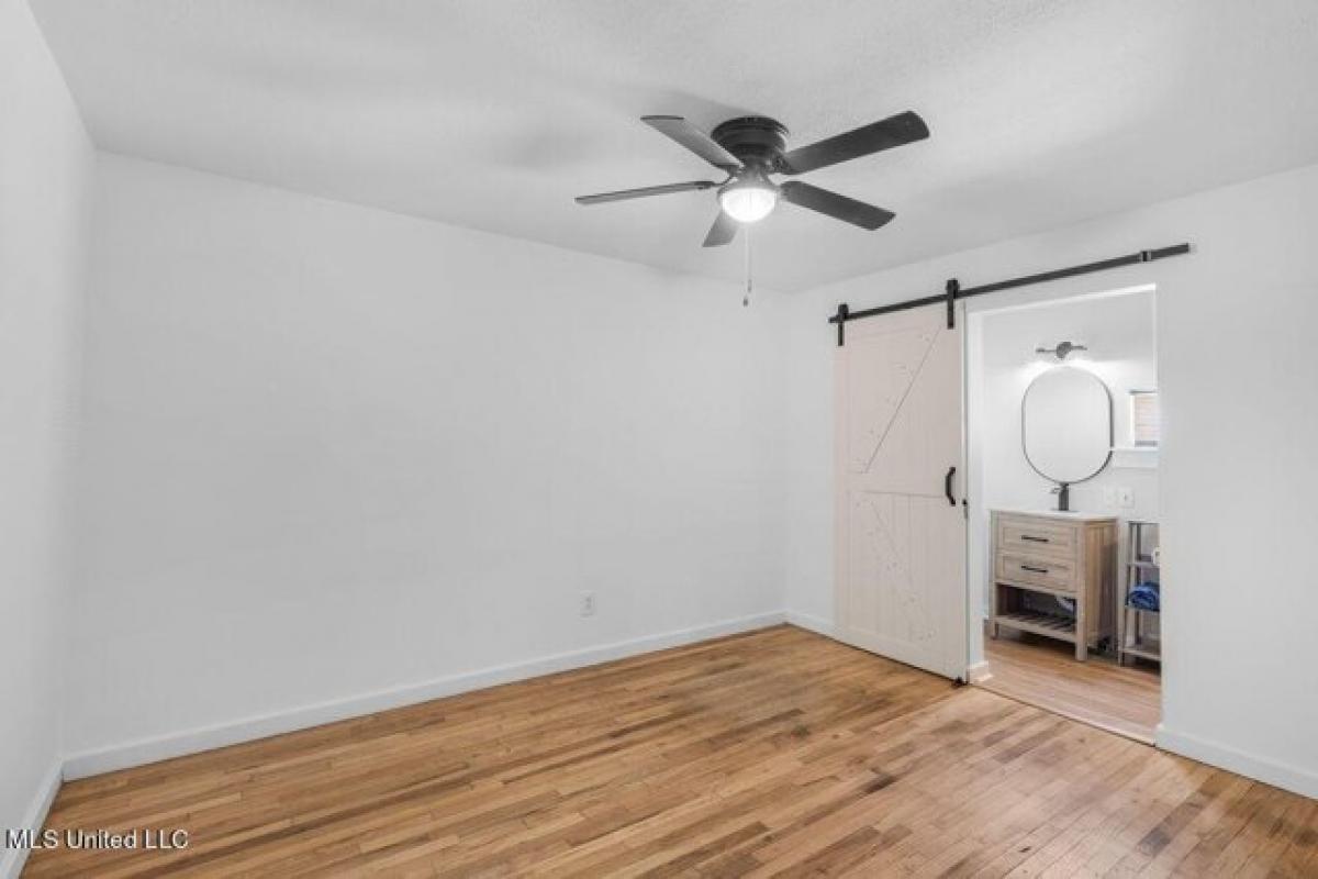 Picture of Home For Sale in Biloxi, Mississippi, United States