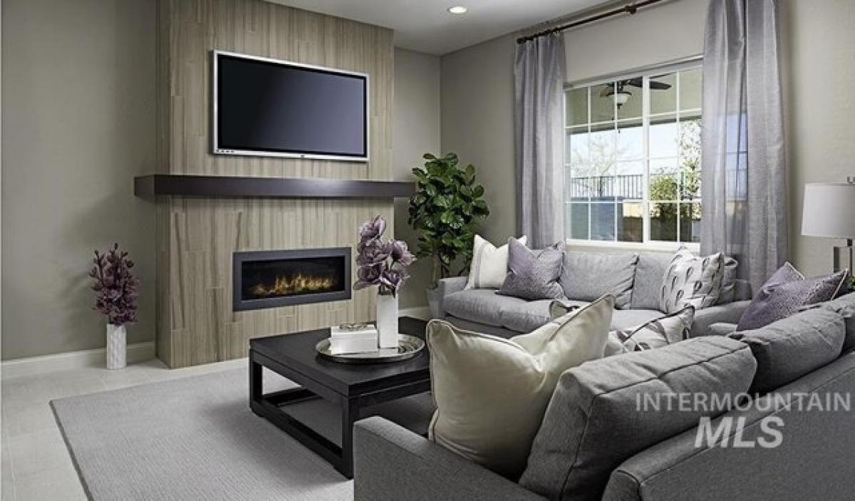 Picture of Home For Sale in Eagle, Idaho, United States