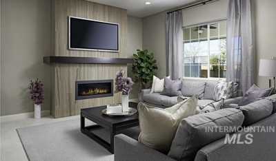 Home For Sale in Eagle, Idaho