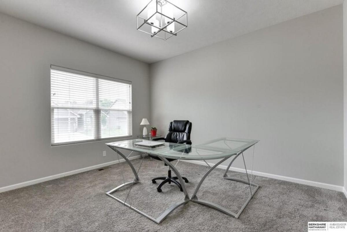 Picture of Home For Sale in Omaha, Nebraska, United States