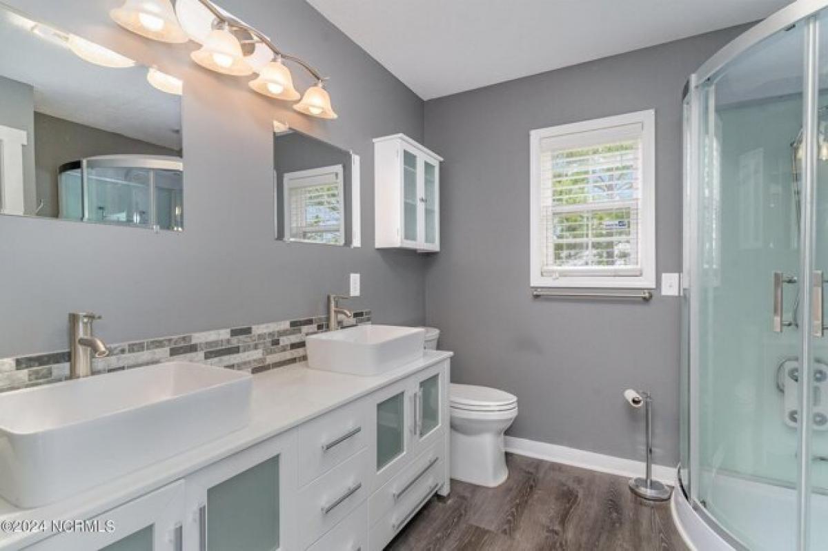 Picture of Home For Sale in Shallotte, North Carolina, United States