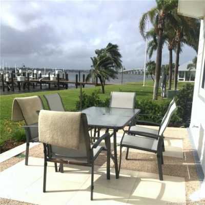 Home For Rent in Jensen Beach, Florida
