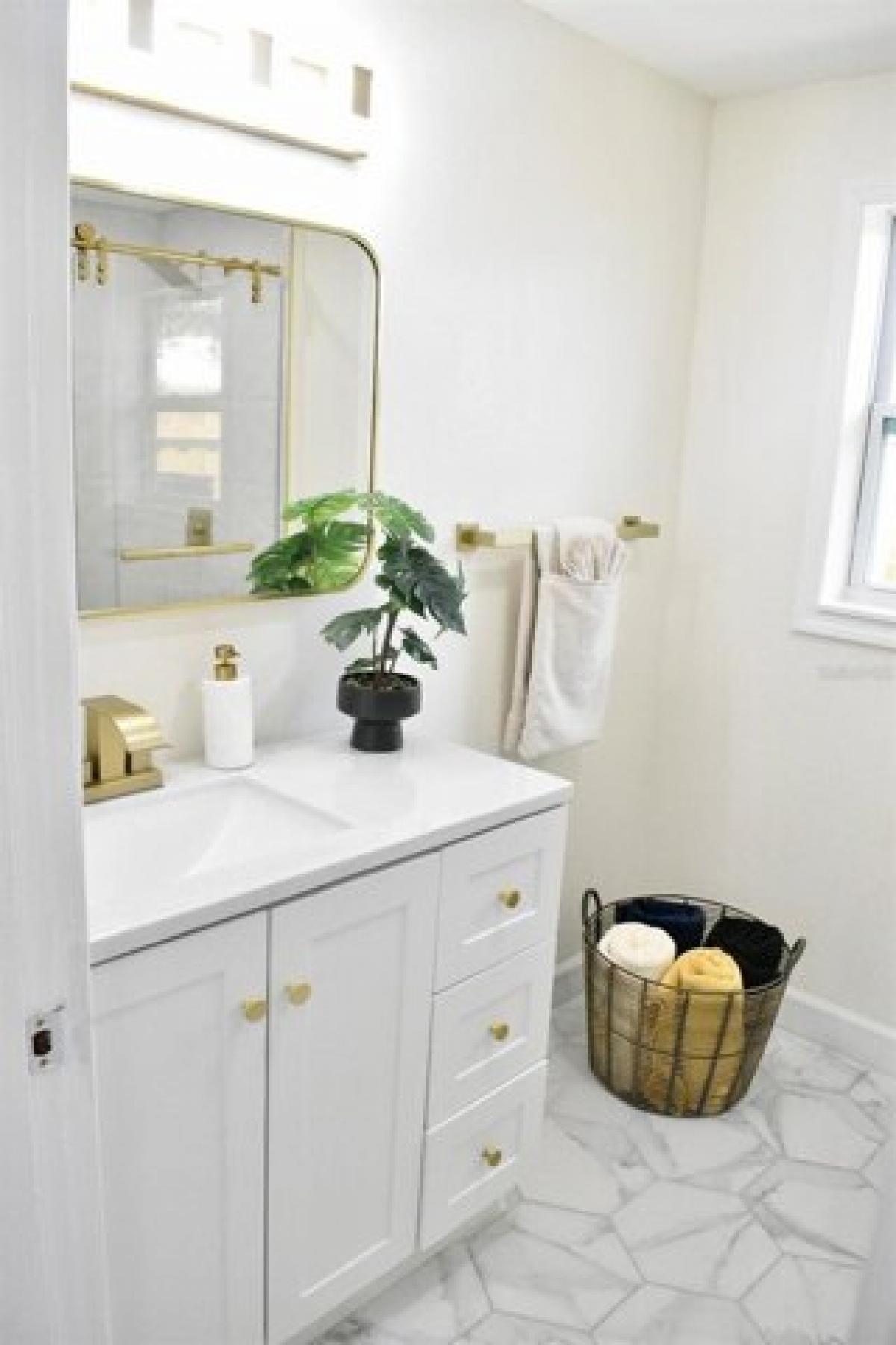 Picture of Home For Sale in Dunedin, Florida, United States