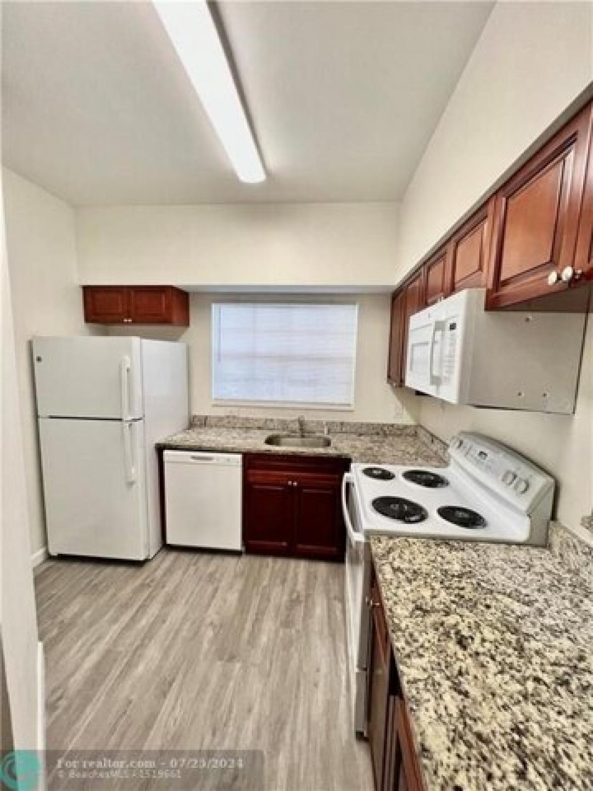 Picture of Home For Sale in Deerfield Beach, Florida, United States