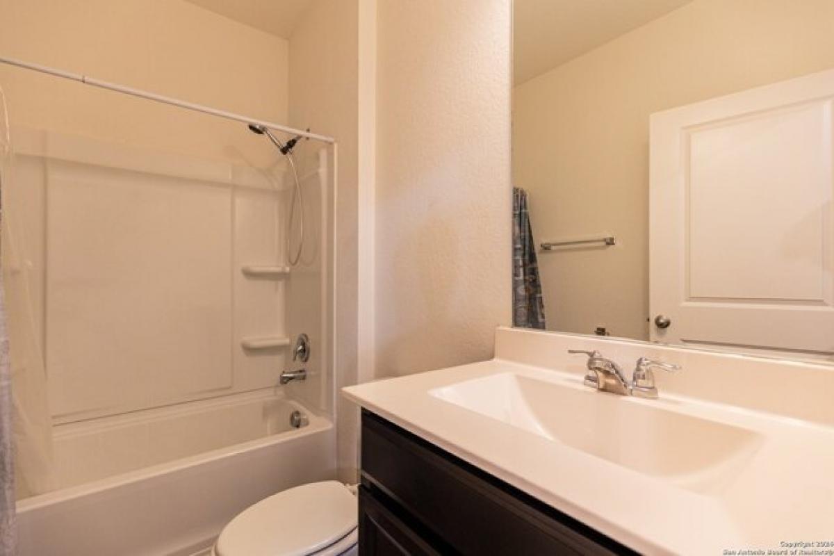 Picture of Home For Rent in Converse, Texas, United States