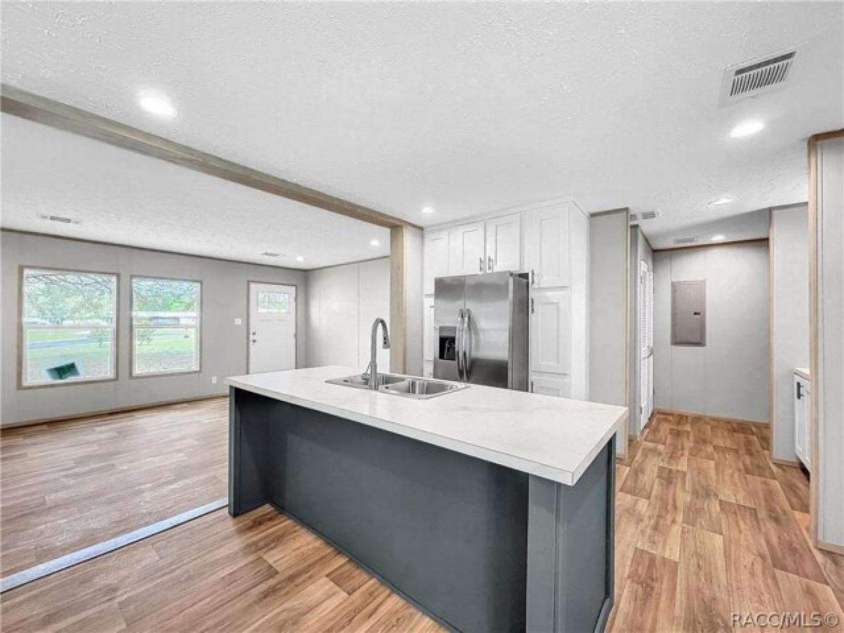 Picture of Home For Sale in Dunnellon, Florida, United States