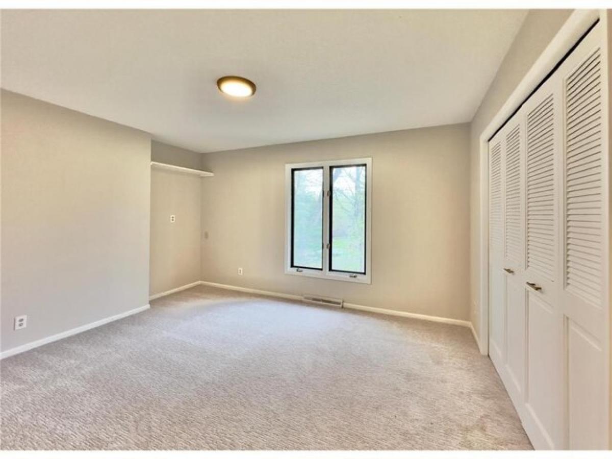 Picture of Home For Sale in Minnetonka, Minnesota, United States