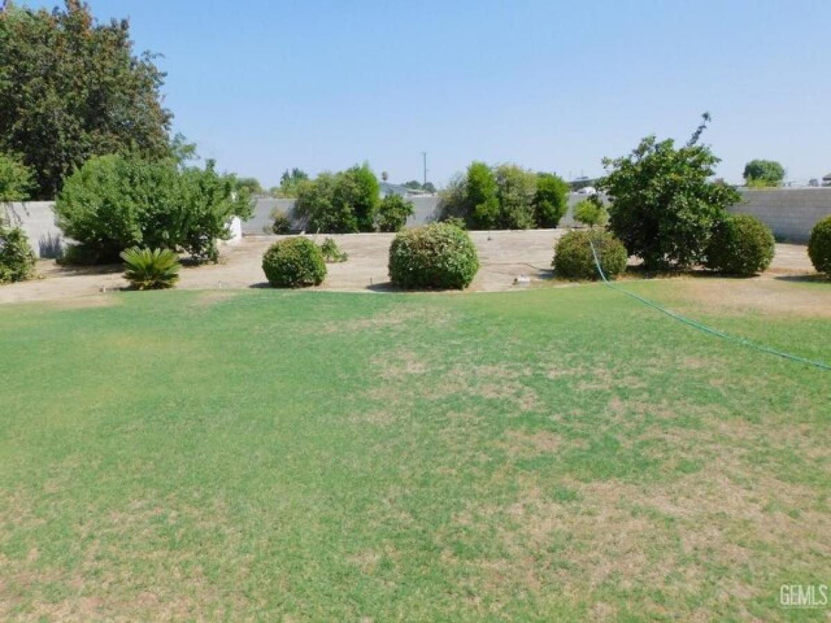 Picture of Home For Sale in Bakersfield, California, United States