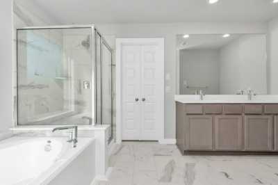 Home For Sale in Cypress, Texas