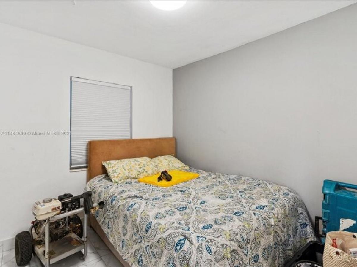 Picture of Home For Sale in North Miami Beach, Florida, United States