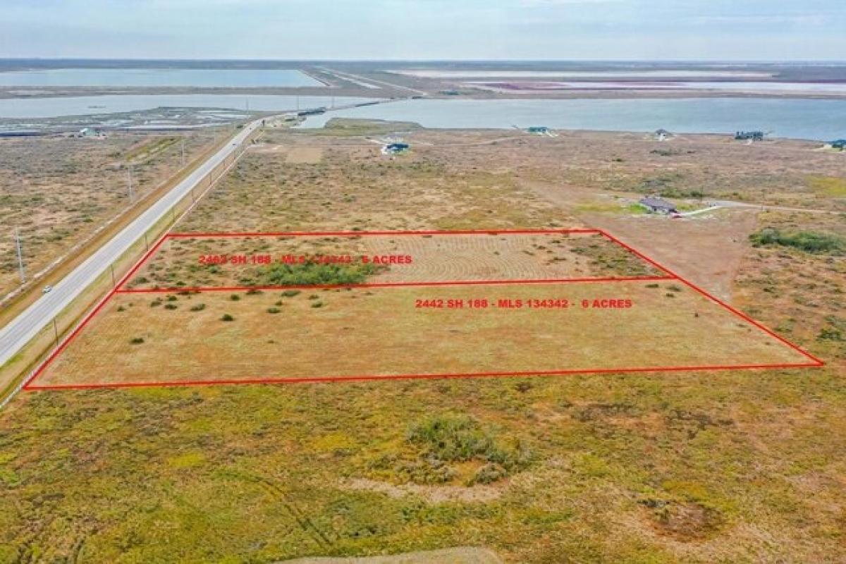 Picture of Residential Land For Sale in Rockport, Texas, United States