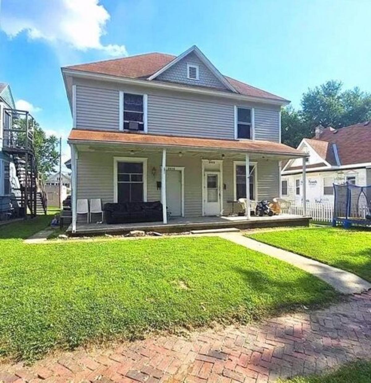 Picture of Home For Sale in Saint Joseph, Missouri, United States