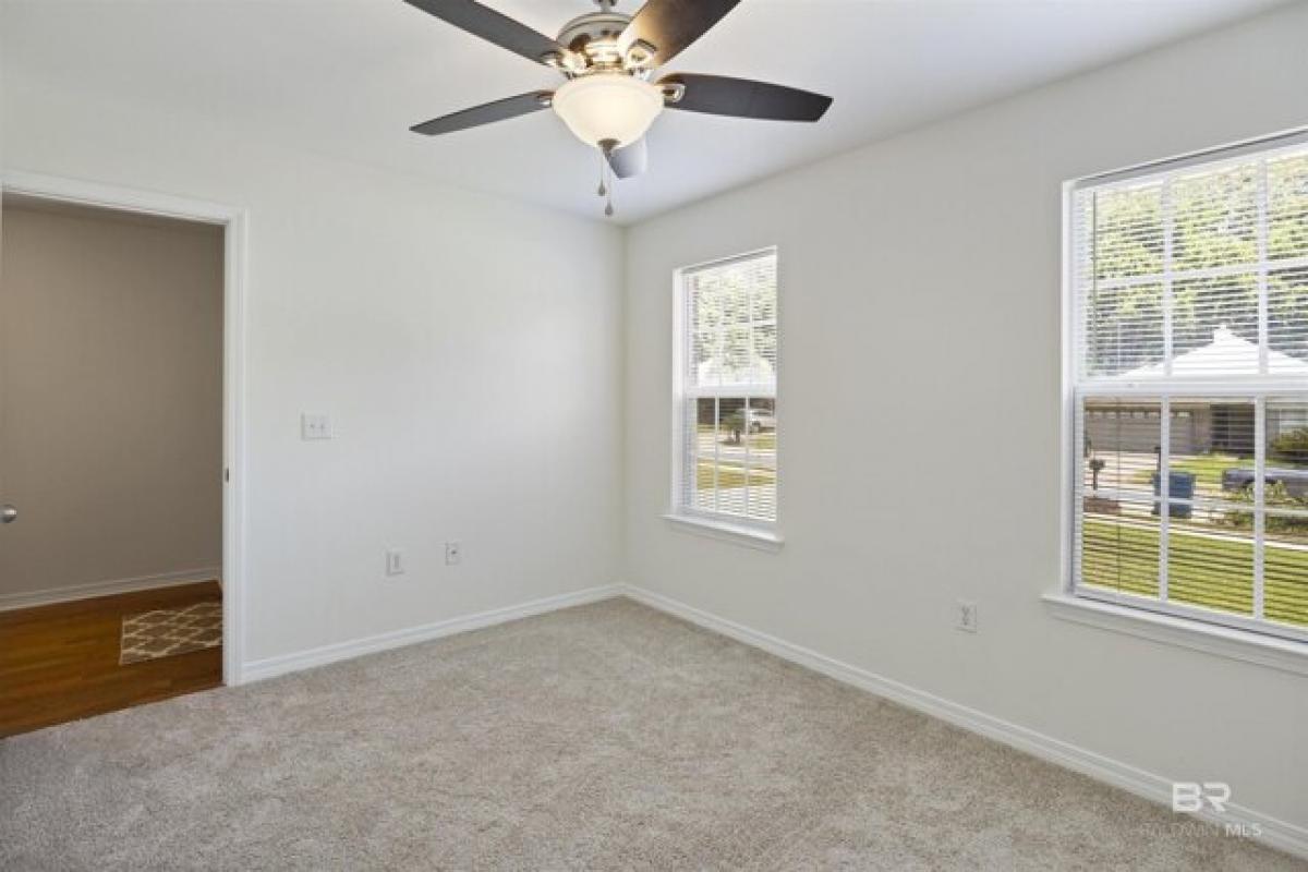 Picture of Home For Sale in Gulf Shores, Alabama, United States