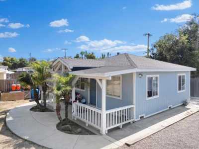 Home For Sale in Vista, California