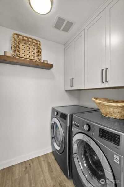 Home For Sale in Ocean Shores, Washington