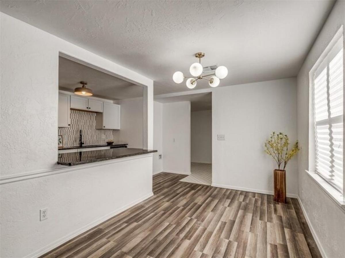 Picture of Home For Sale in Shawnee, Oklahoma, United States