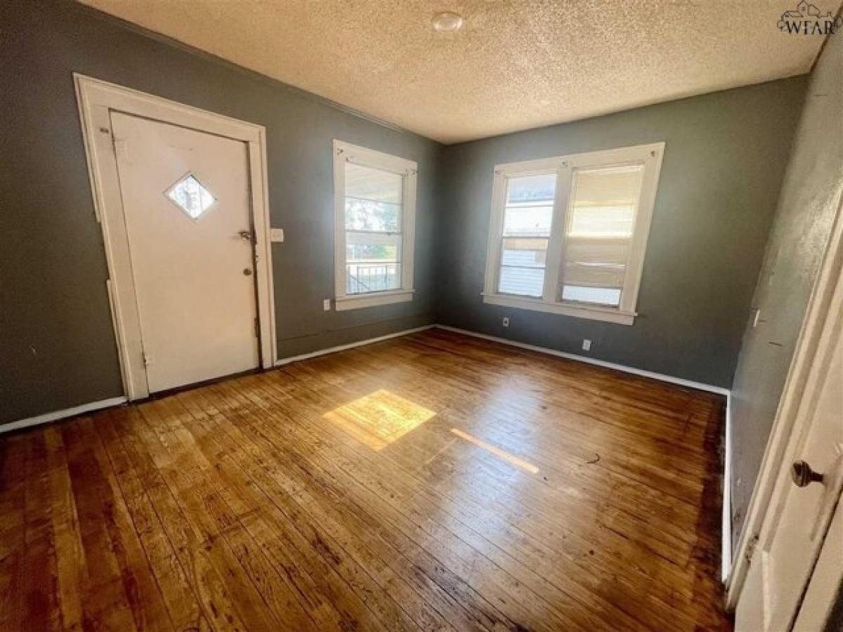 Picture of Home For Sale in Wichita Falls, Texas, United States