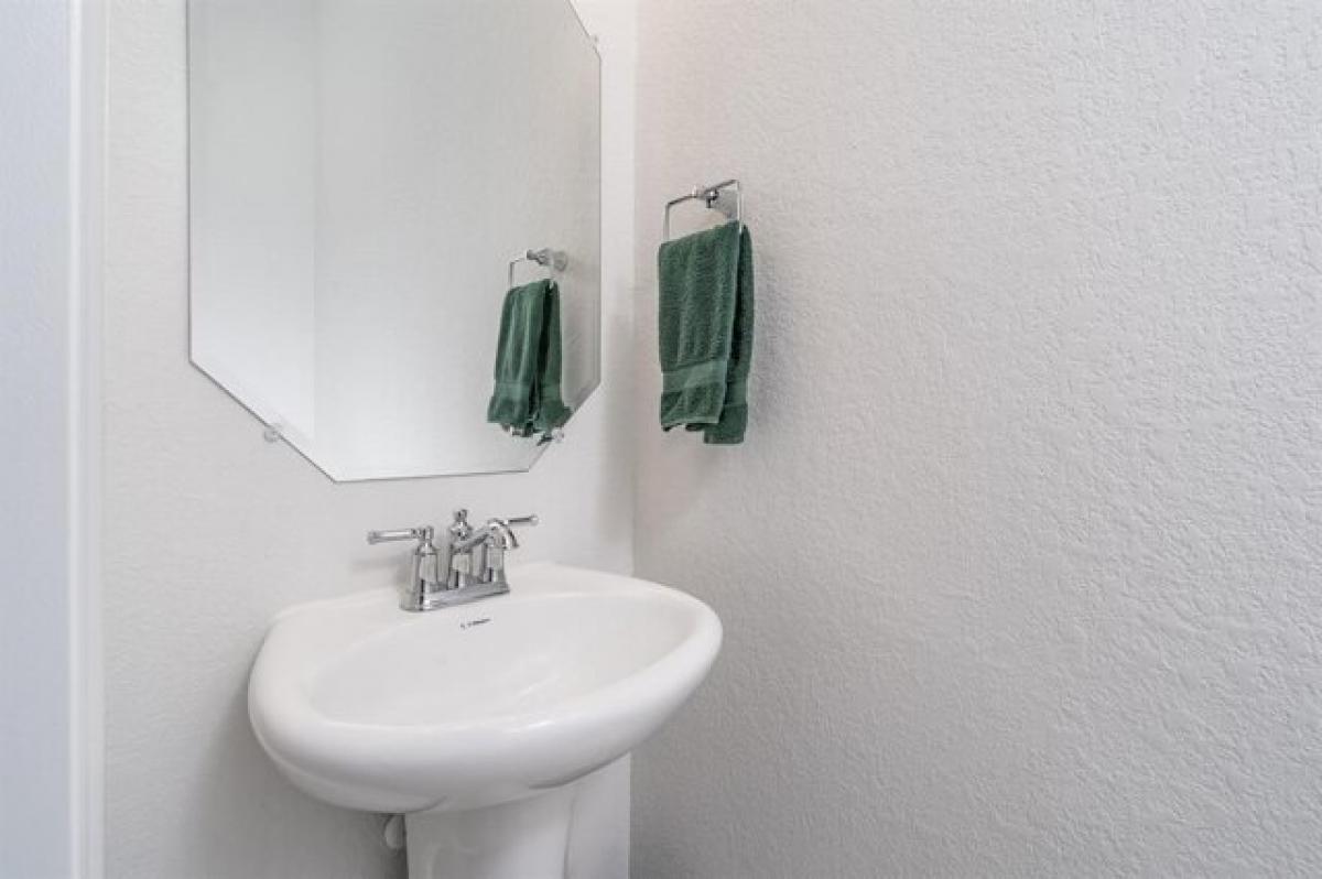 Picture of Home For Sale in Pflugerville, Texas, United States