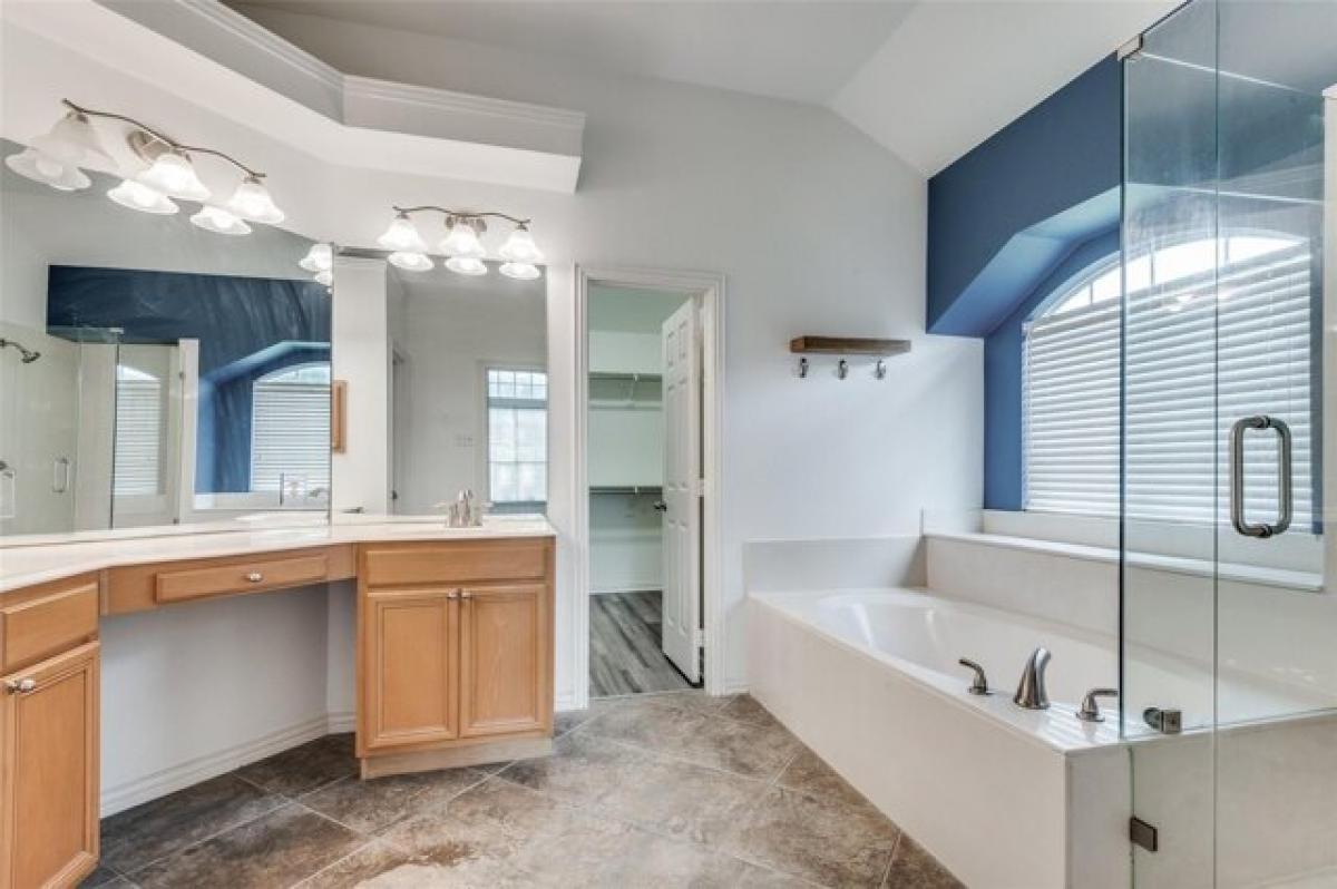 Picture of Home For Sale in Irving, Texas, United States