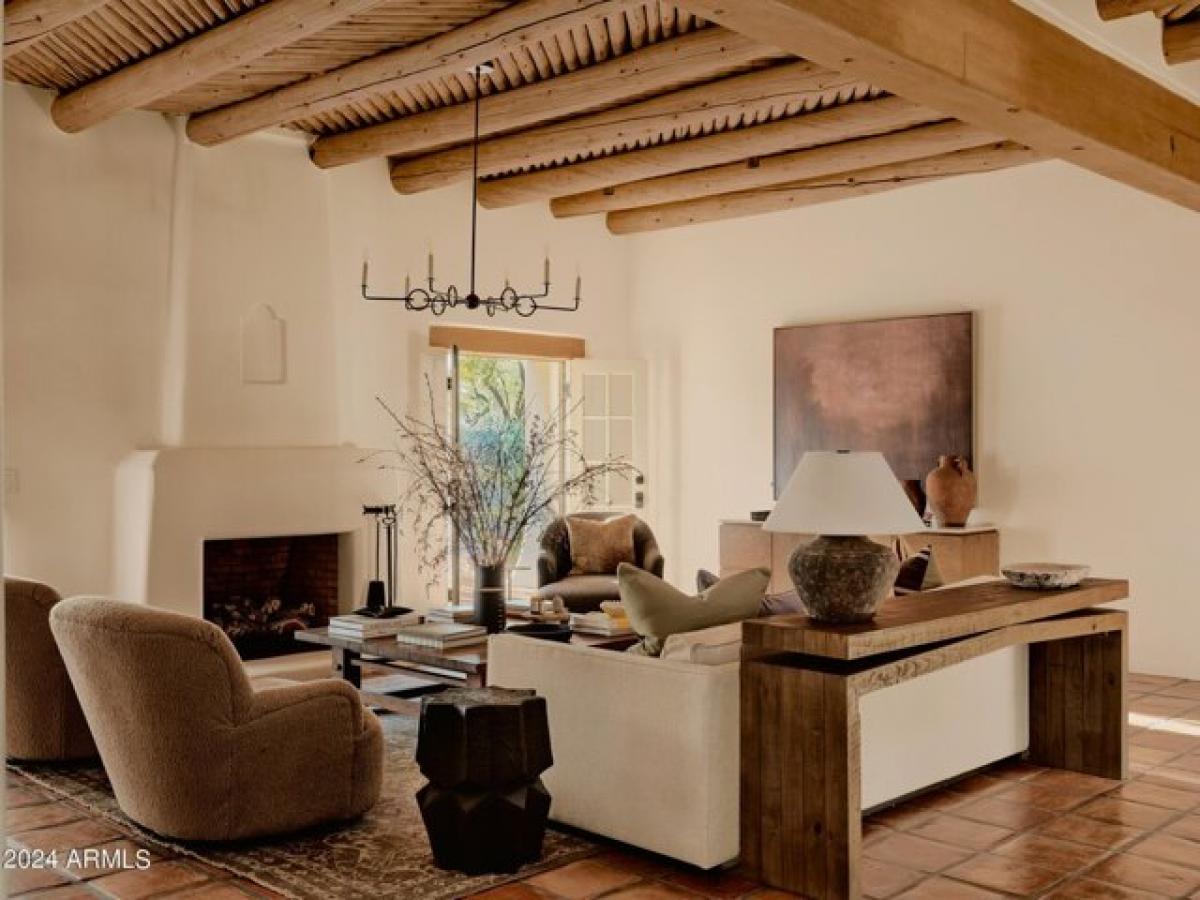 Picture of Home For Sale in Paradise Valley, Arizona, United States